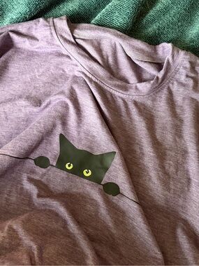 Purple Cat Peek a Boo Long Sleeve T-Shirt Woman’s size Medium Previously Loved